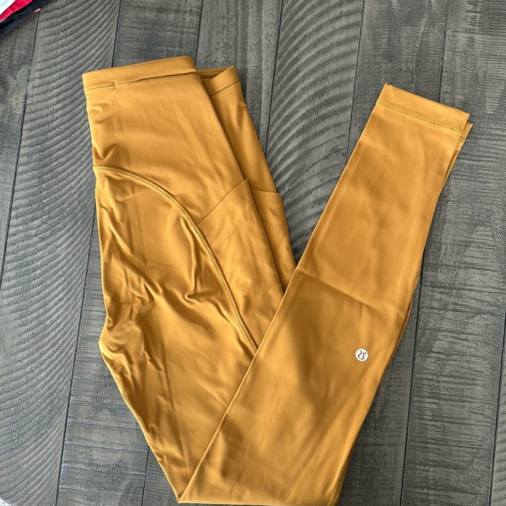 Lululemon leggings